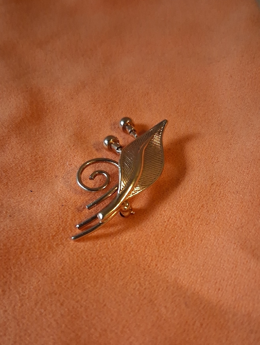 Brooch Pin - Picture 3 of 6